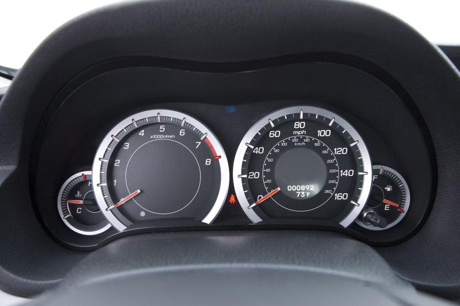 Панель приборов Acura TSX 2008 года  (фото 131 из 210)